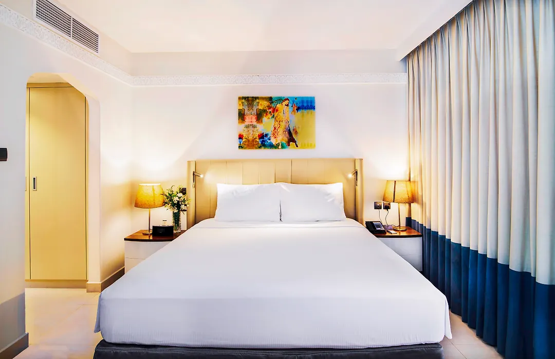 Radisson Blu Hotel & Resort, Al Ain-1